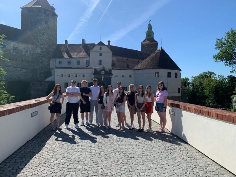 🏰Letzter Schultag der 4HLSP auf der Friedensburg Schlaining!🏰